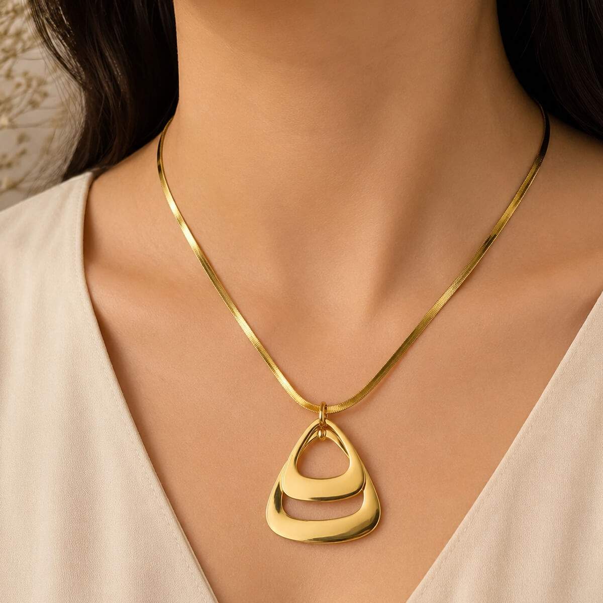 Elara Layered Pendant Necklace