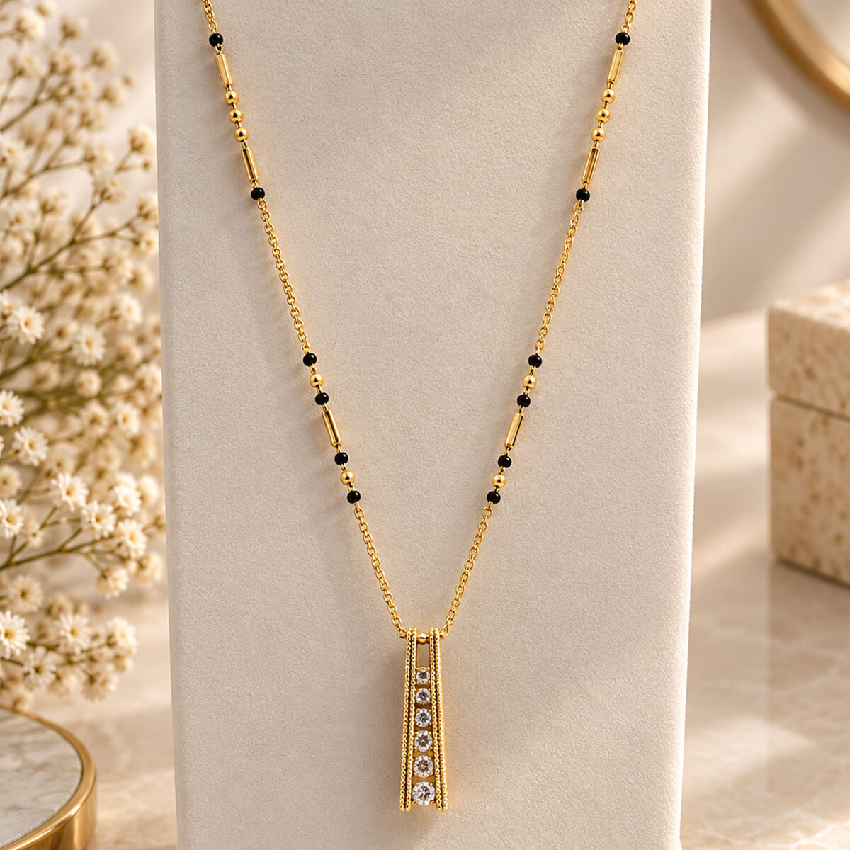 Aurelia Crystal Bar Mangalsutra